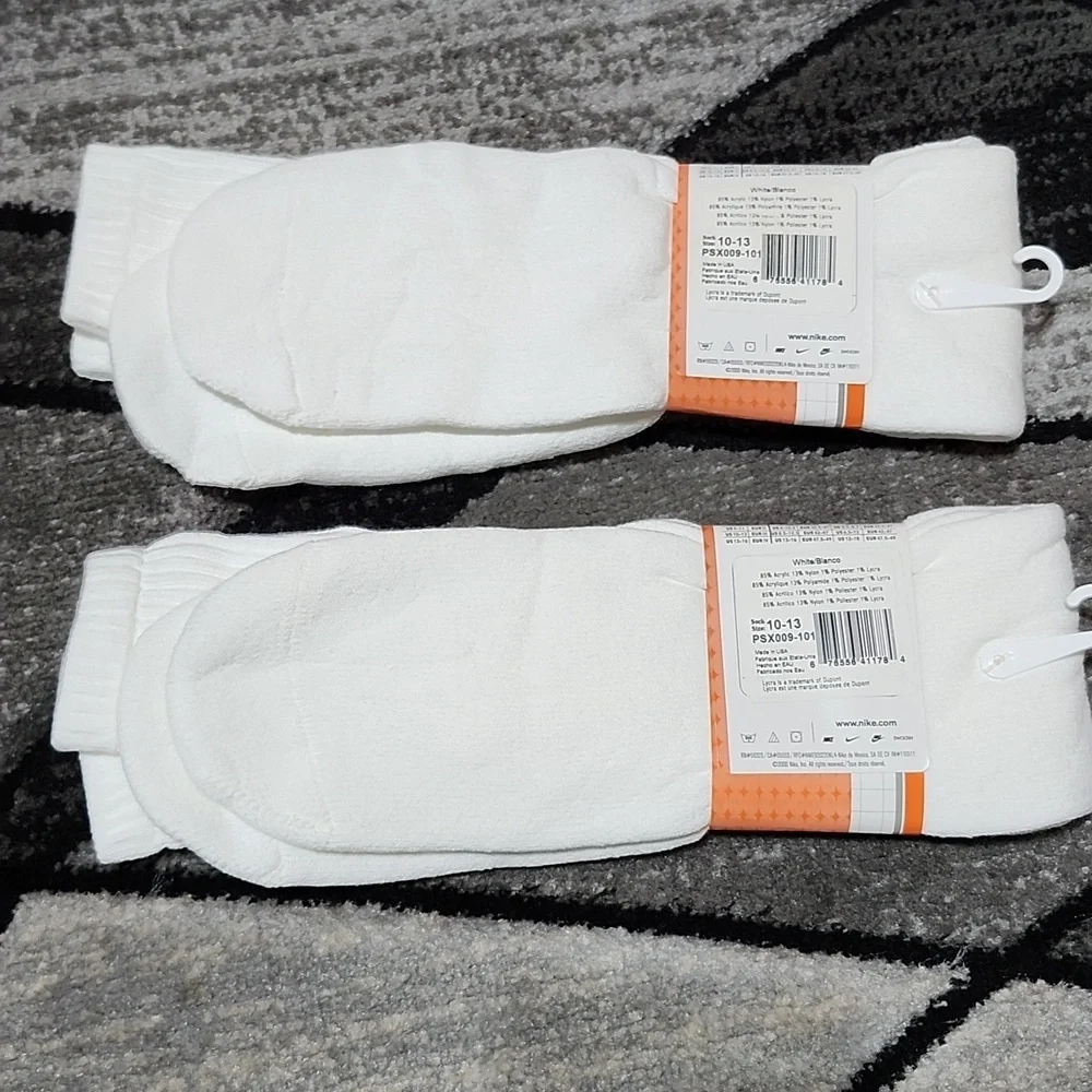 VINTAGE NIKE SWOOSH 2000'S UNISEX WHITE 2-PAIR CREW-SOCKS